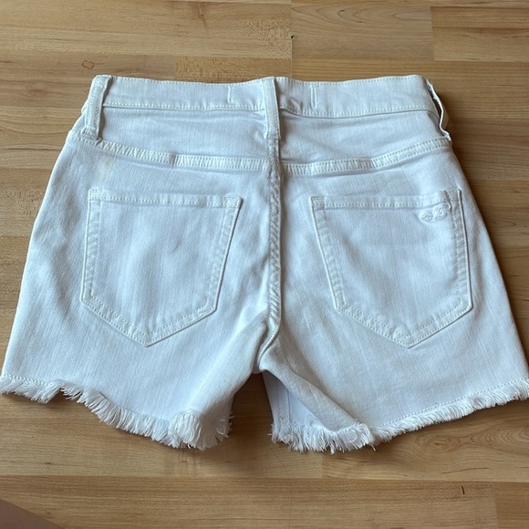 *Never Worn* white Hollister denim shorts - Picture 6 of 7